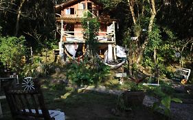 Cabana Mágica Praia é floresta, vale da Utopia, Pinheira